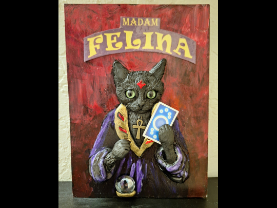 madame_felina_detail.jpg
